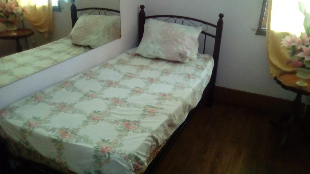 Robert'S Guest House Port of Spain Eksteriør billede
