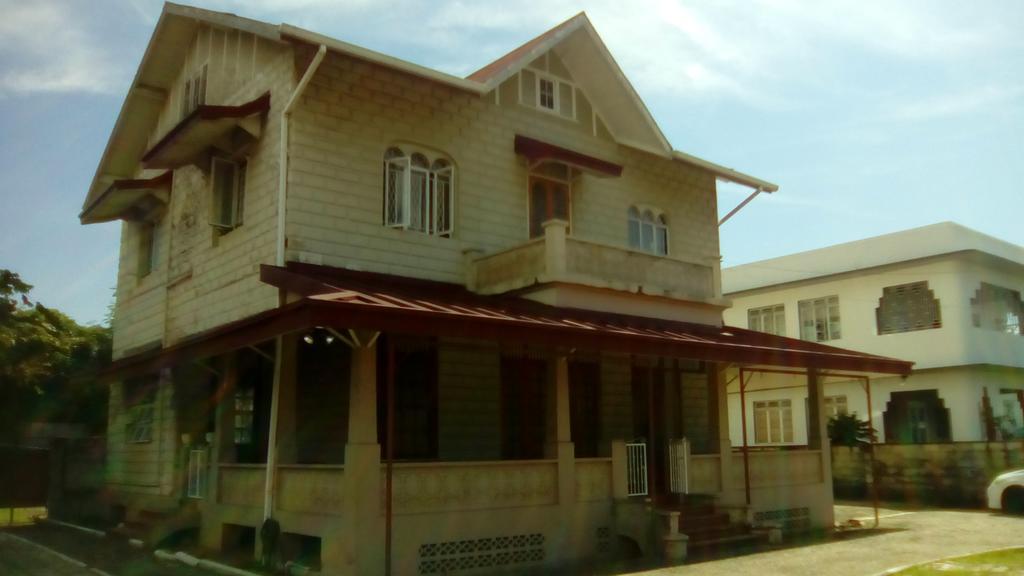 Robert'S Guest House Port of Spain Eksteriør billede